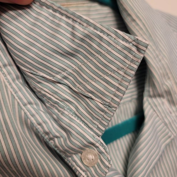 💖2 for $30!💖  RW&CO. Green and White Stripe Button Up Collar Shirt - Picture 4 of 8